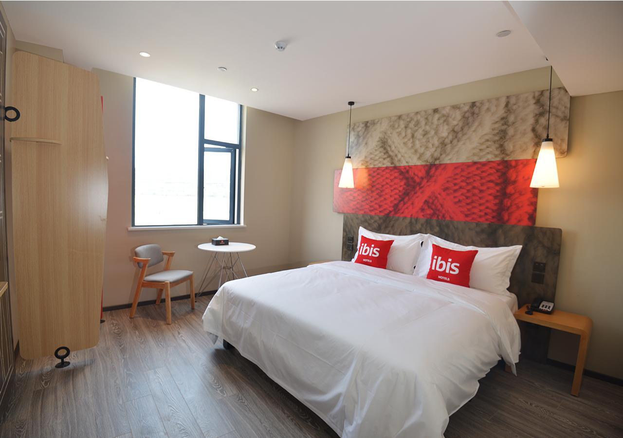 Готель Ibis Nanjing Tianyin Avenue Екстер'єр фото