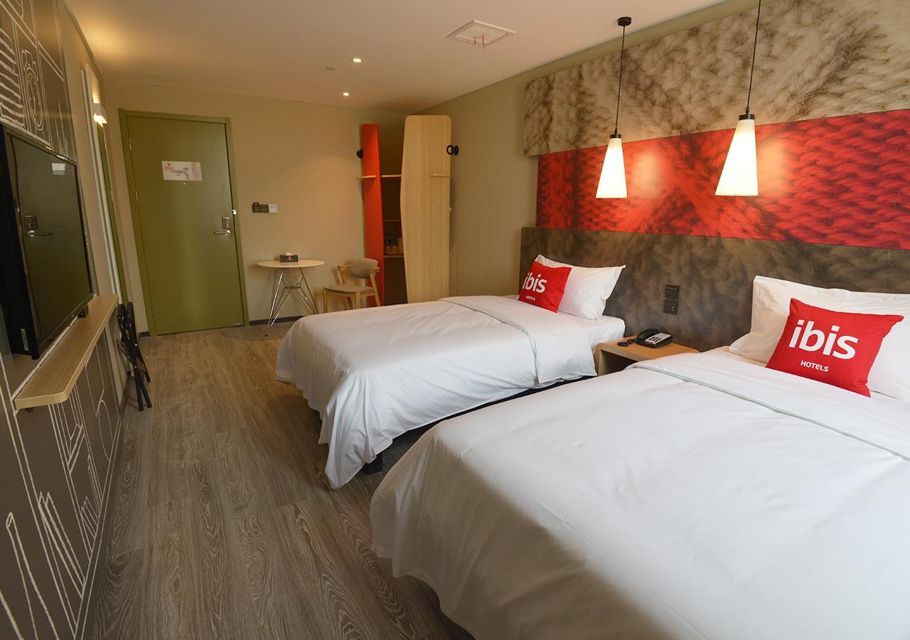 Готель Ibis Nanjing Tianyin Avenue Екстер'єр фото